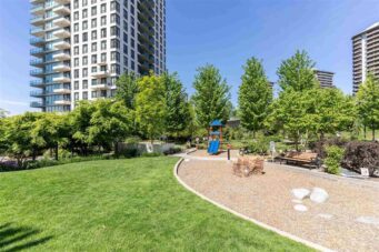 #2102 – 2200 Douglas Road